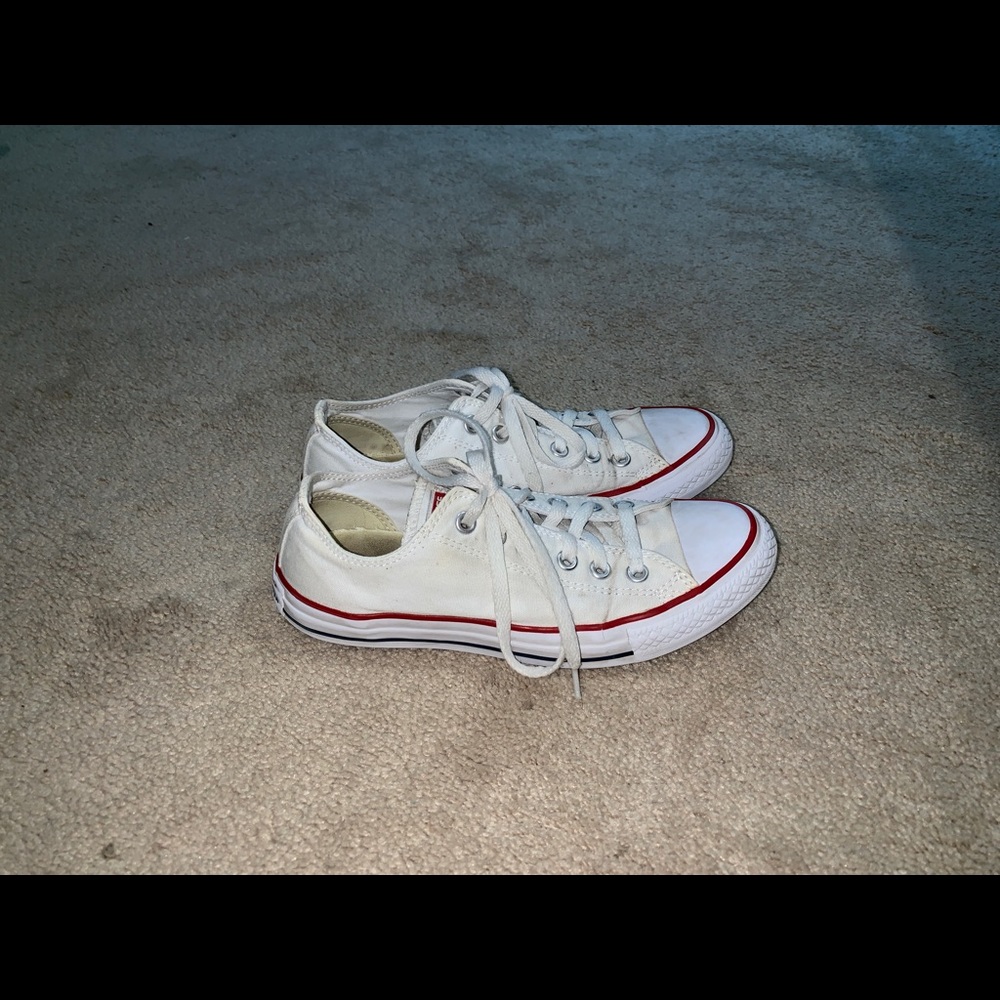 White Chuck Taylor All Star low top Converses